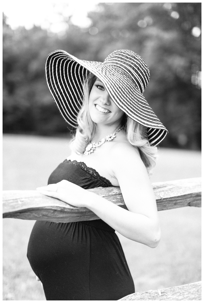 Nikki Santerre Photography_Virginia Fine Art Film Photographer_Virginia Fine Art Maternity Session_Jennifer_0004
