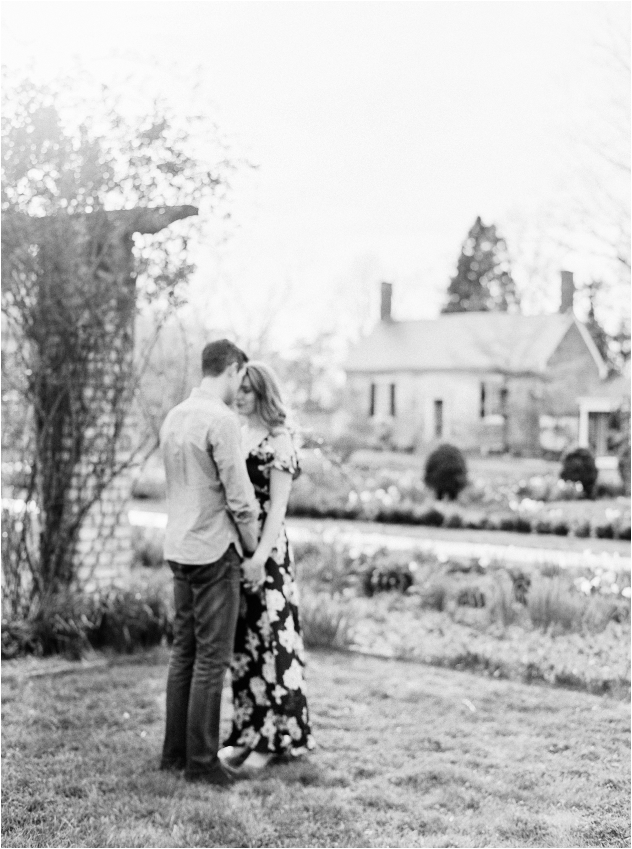 Nikki Santerre_Virginia Film Wedding Photographer_Chatham Manor Engagement_Elise & Joshua_0004
