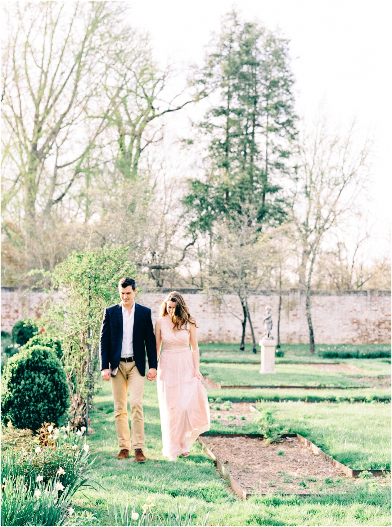 Nikki Santerre_Virginia Film Wedding Photographer_Chatham Manor Engagement_Elise & Joshua_0010
