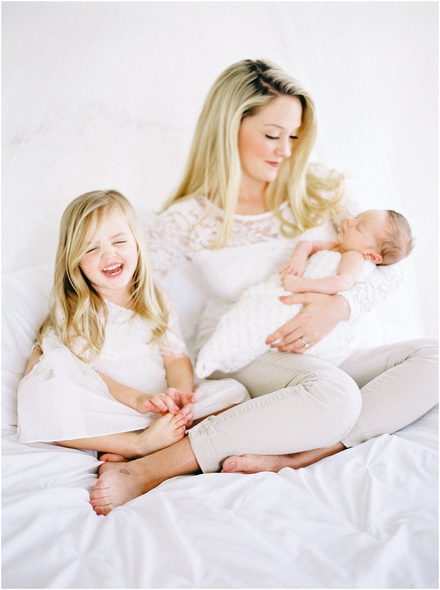 Newborn Lifestyle Session | Nikki Santerre Photography | Virginia Motherhood Film Photographer