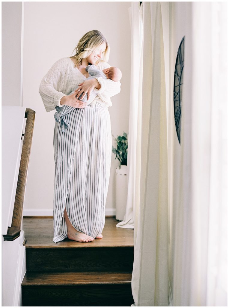 Documenting your newborn at home, newborn photography, mother and baby, motherhood, lifestyle newborn photography, creative angles and pointers to photograph your baby at home. 